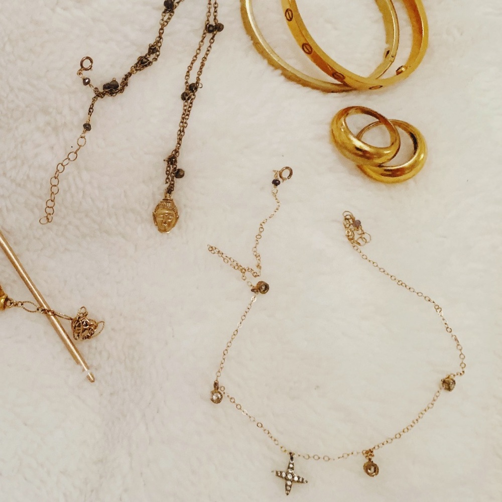 Gold Sparkle Star Necklace